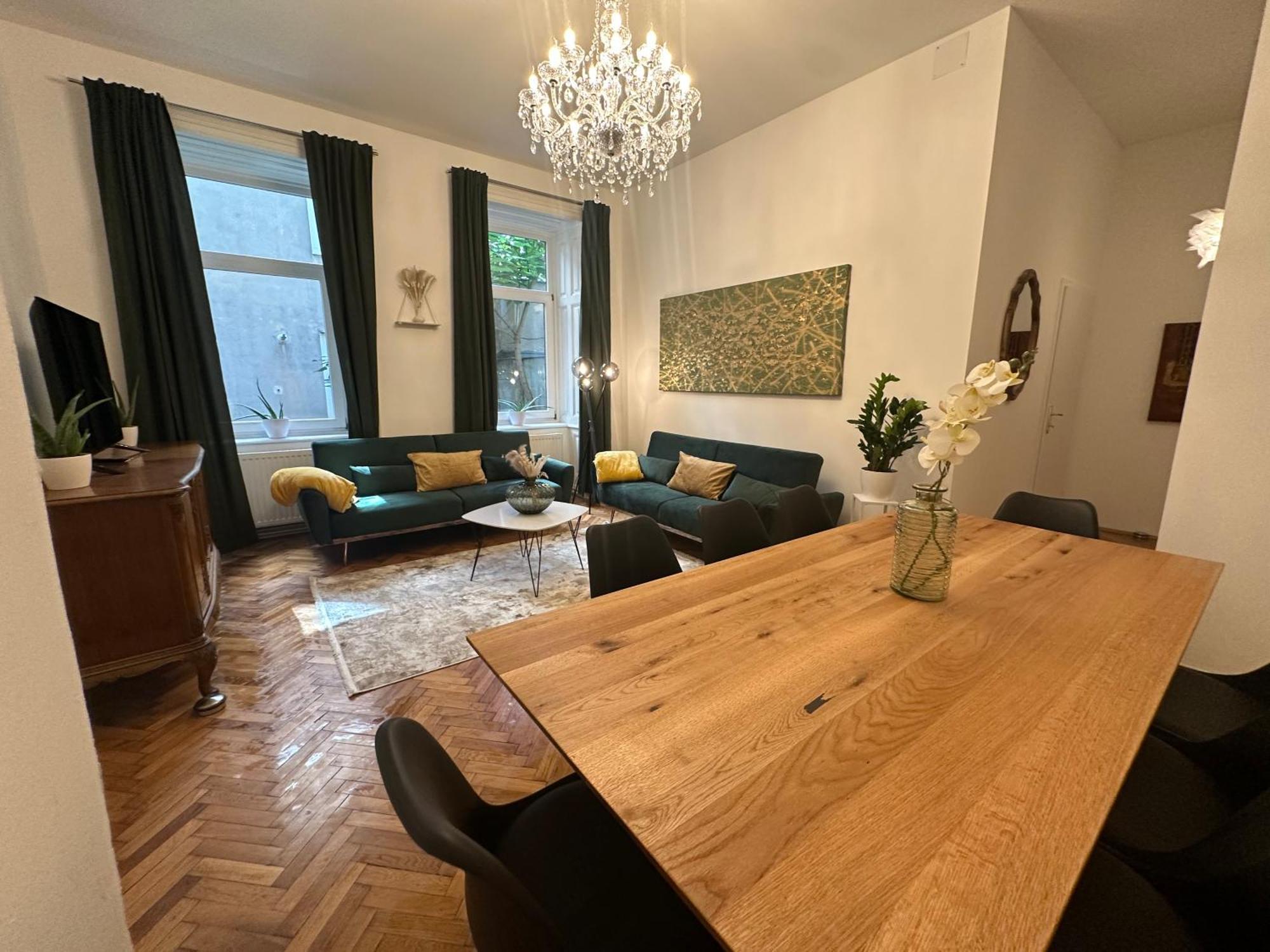 Central Apartment In Viennese Old Building Eksteriør billede