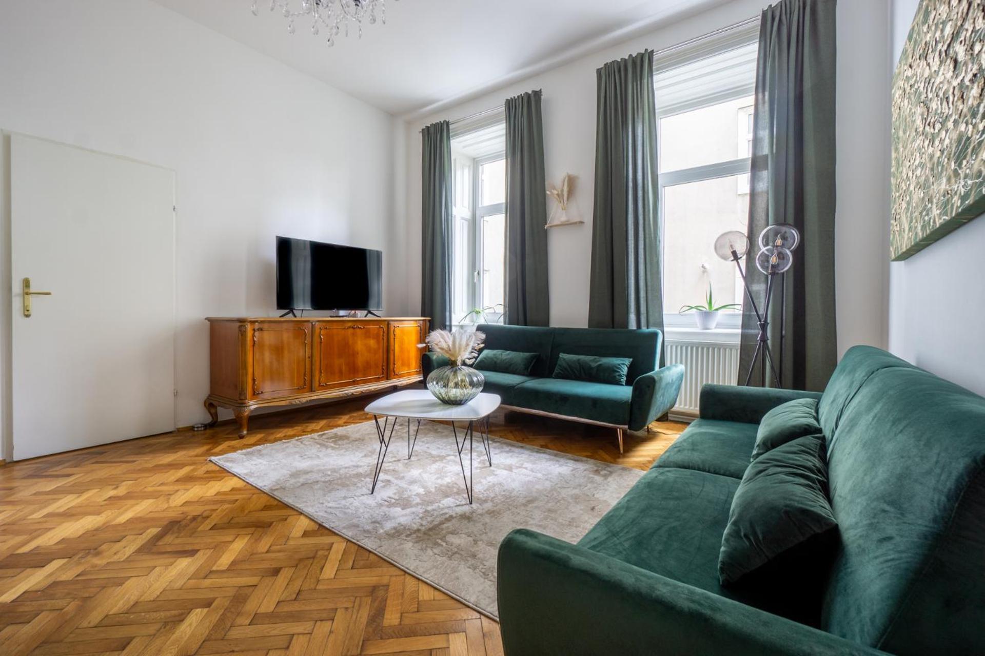 Central Apartment In Viennese Old Building Eksteriør billede