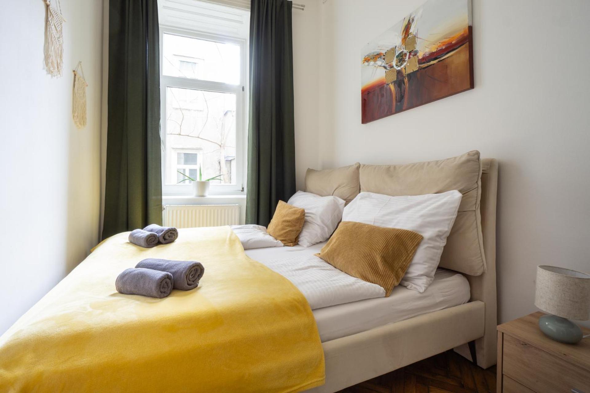 Central Apartment In Viennese Old Building Eksteriør billede